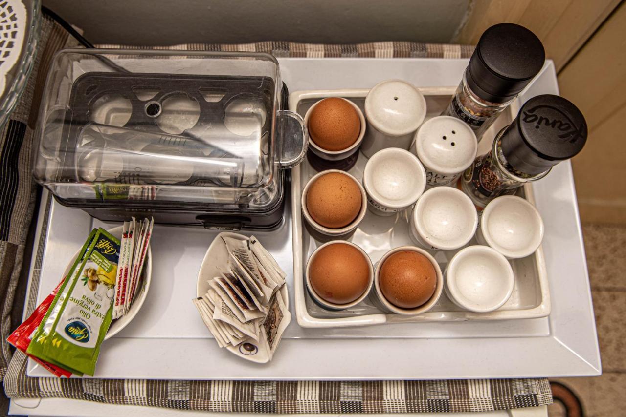 Pitagora House Hotell Taranto Eksteriør bilde