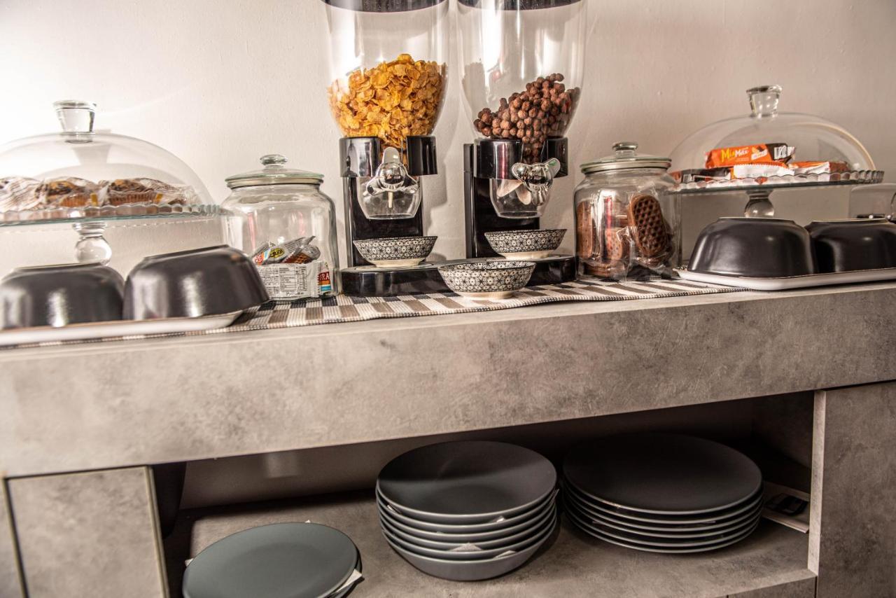 Pitagora House Hotell Taranto Eksteriør bilde