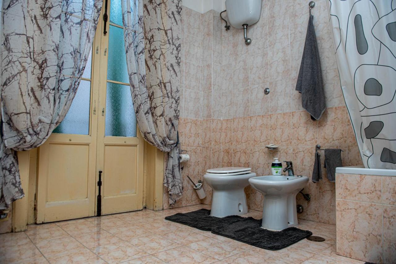 Pitagora House Hotell Taranto Eksteriør bilde