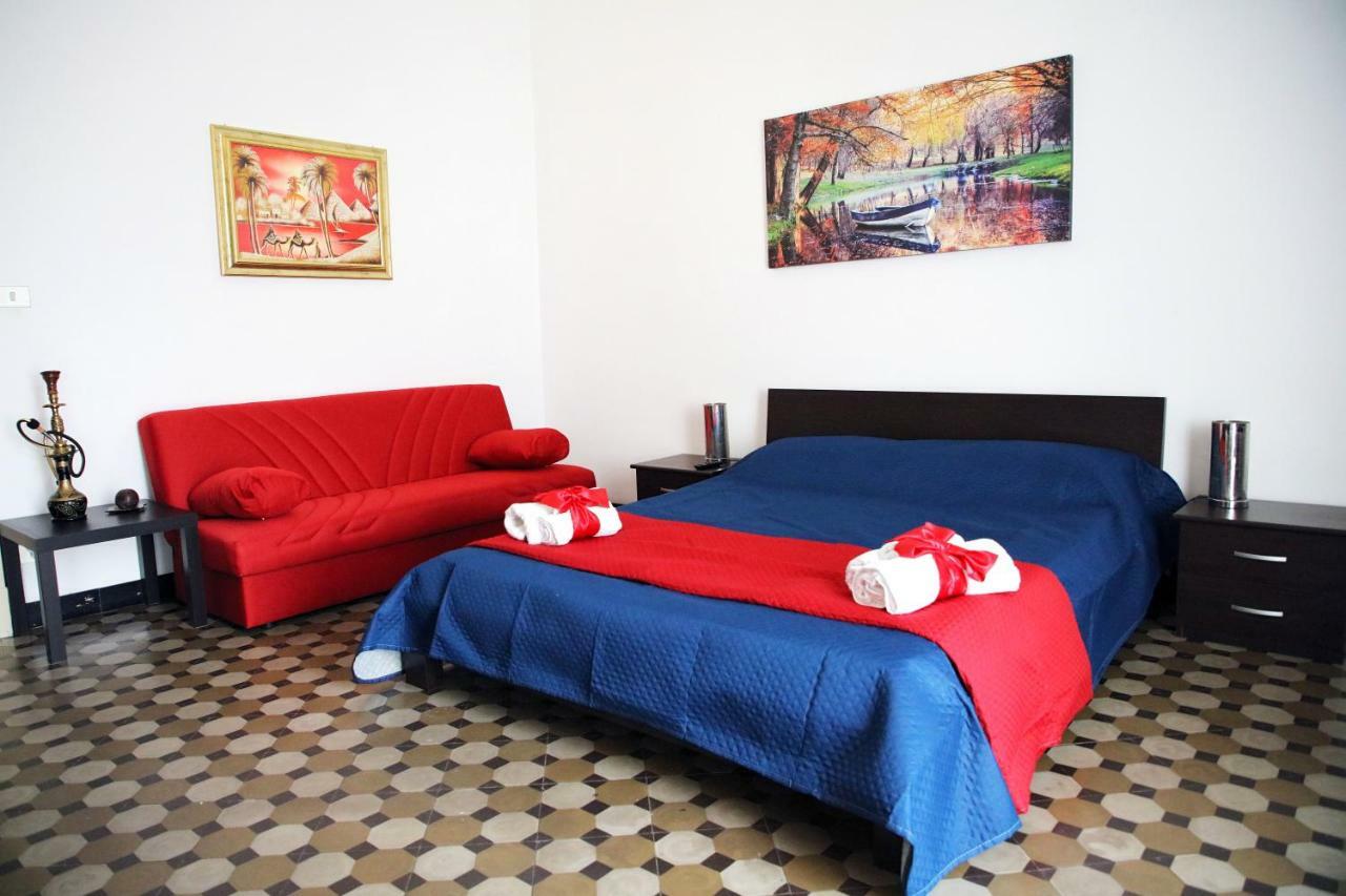 Pitagora House Hotell Taranto Eksteriør bilde